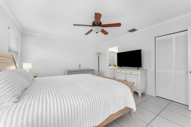 12234 Brisbane Lane, Wellington, FL 33414