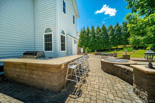 3 Stahl Way, Monroe, NY 10950