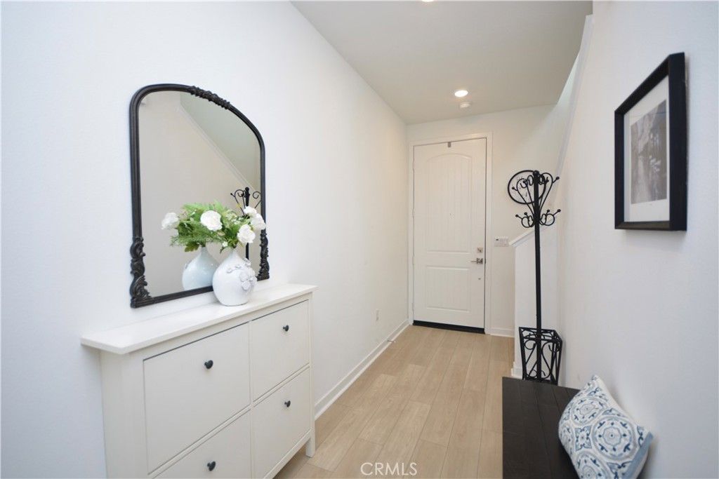 Image 14 of property listing at 31385 lolite Drive, Winchester, CA 92596