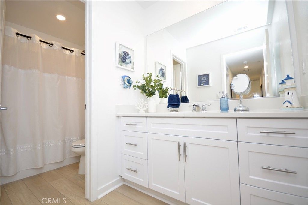 Image 27 of property listing at 31385 lolite Drive, Winchester, CA 92596