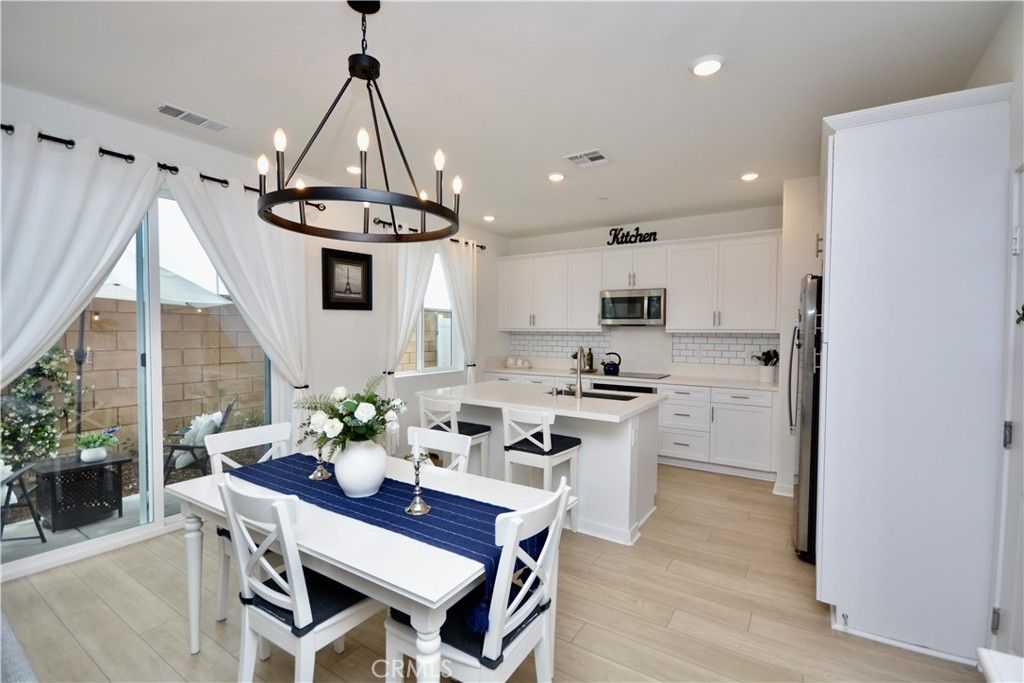 Image 5 of property listing at 31385 lolite Drive, Winchester, CA 92596