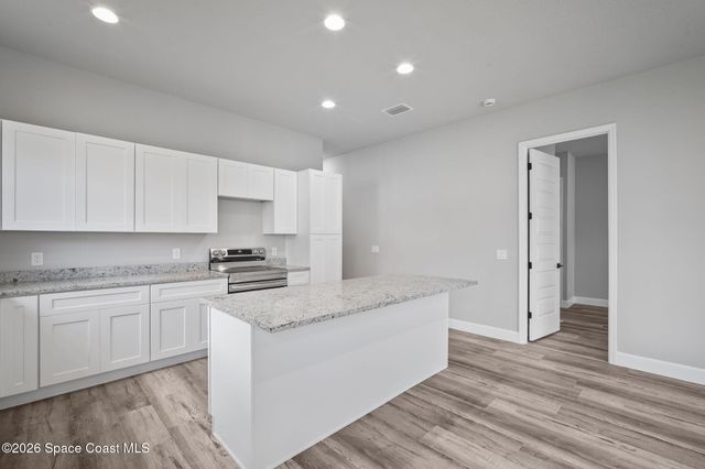 3283 Slama Avenue SE, Palm Bay, FL 32909