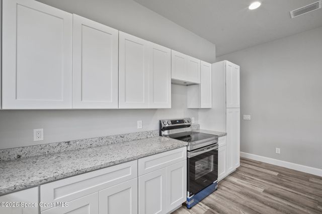 3283 Slama Avenue SE, Palm Bay, FL 32909