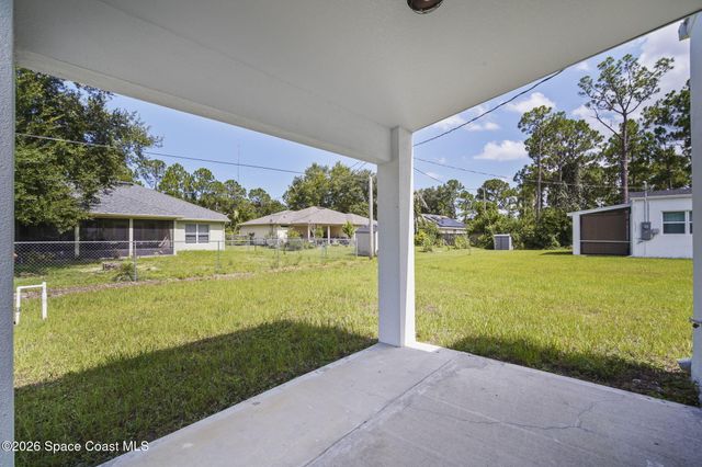 3283 Slama Avenue SE, Palm Bay, FL 32909