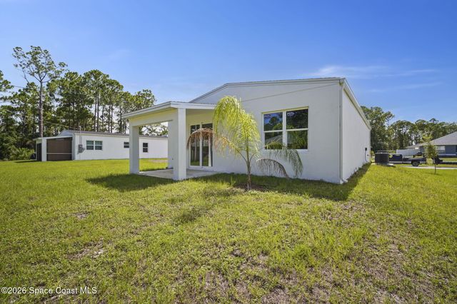 3283 Slama Avenue SE, Palm Bay, FL 32909