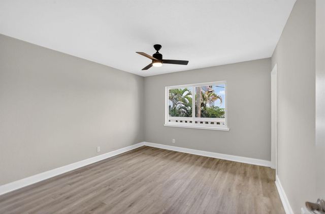624 Southwind Circle 2, North Palm Beach, FL 33408