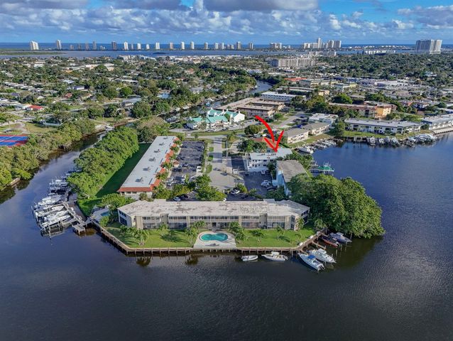 624 Southwind Circle 2, North Palm Beach, FL 33408