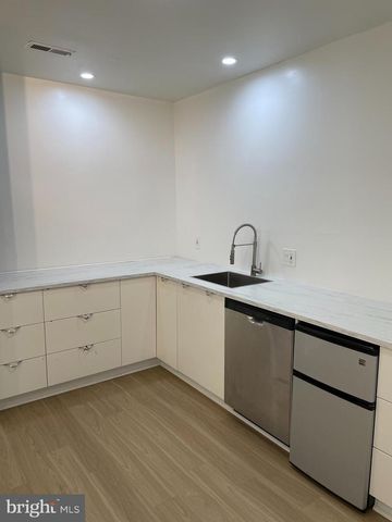 2016 10TH ST NW, Washington, DC 20001