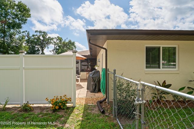 6491 E Wingate Street, Inverness, FL 34452