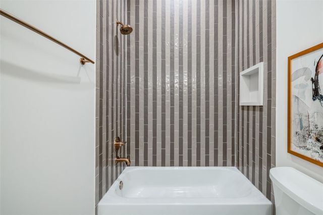 1701 Banks Street, Houston, TX 77098