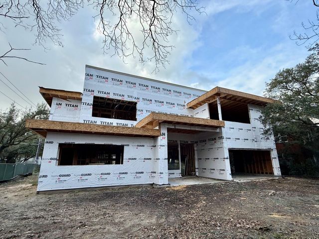 1701 Banks Street, Houston, TX 77098