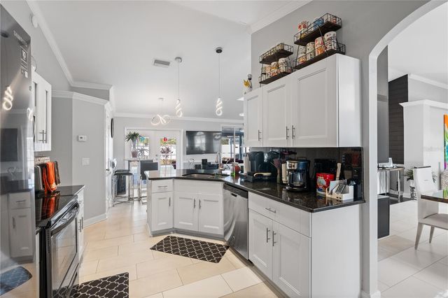 10607 FOXCREST WAY, Riverview, FL 33569