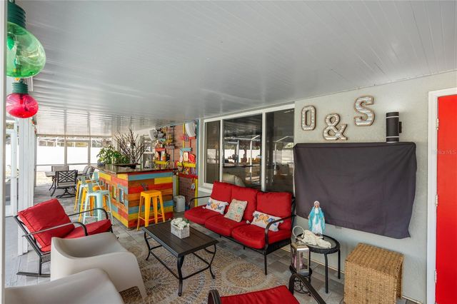 10607 FOXCREST WAY, Riverview, FL 33569