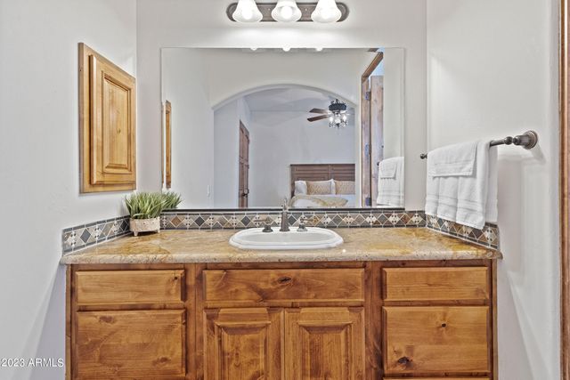 5529 W PINNACLE HILL Drive, Glendale, AZ 85310