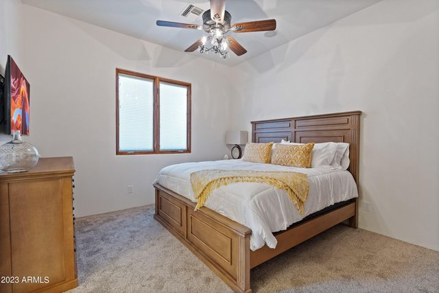 5529 W PINNACLE HILL Drive, Glendale, AZ 85310