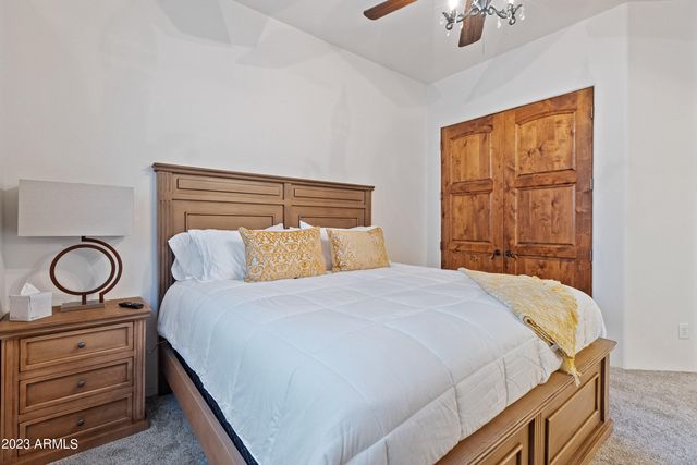5529 W PINNACLE HILL Drive, Glendale, AZ 85310