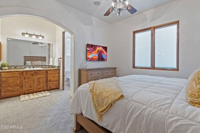 5529 W PINNACLE HILL Drive, Glendale, AZ 85310