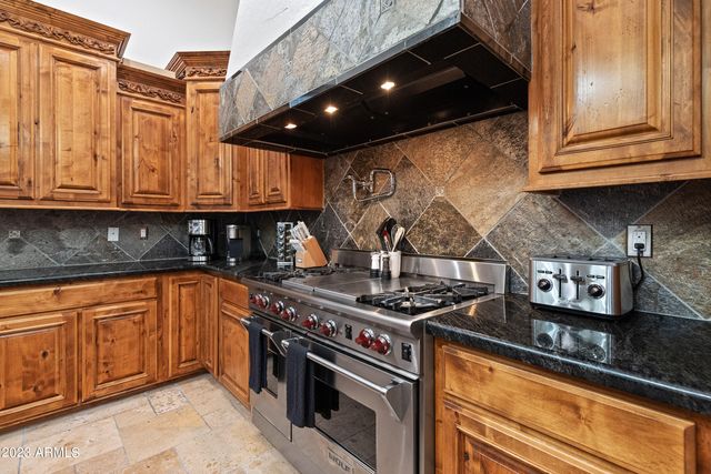 5529 W PINNACLE HILL Drive, Glendale, AZ 85310