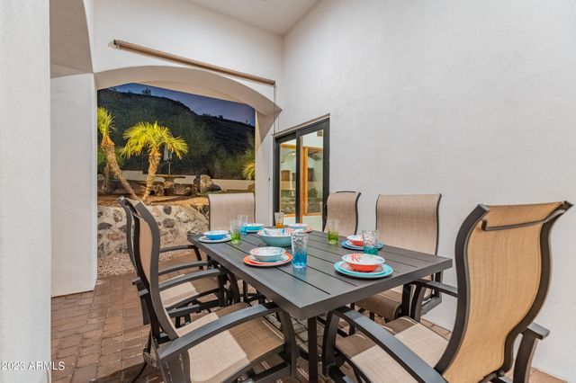 5529 W PINNACLE HILL Drive, Glendale, AZ 85310