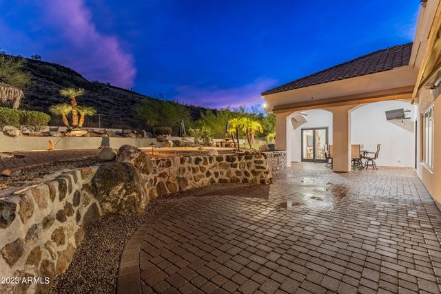 5529 W PINNACLE HILL Drive, Glendale, AZ 85310