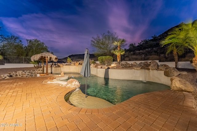 5529 W PINNACLE HILL Drive, Glendale, AZ 85310
