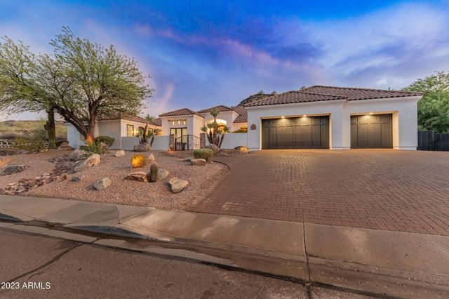 5529 W PINNACLE HILL Drive, Glendale, AZ 85310