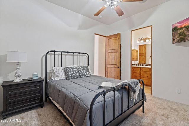 5529 W PINNACLE HILL Drive, Glendale, AZ 85310