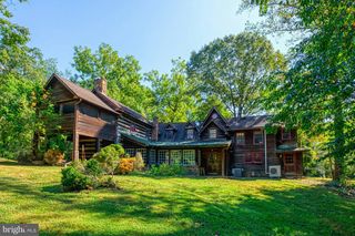 5250 WINFIELD RD, Fairfax, VA 22030