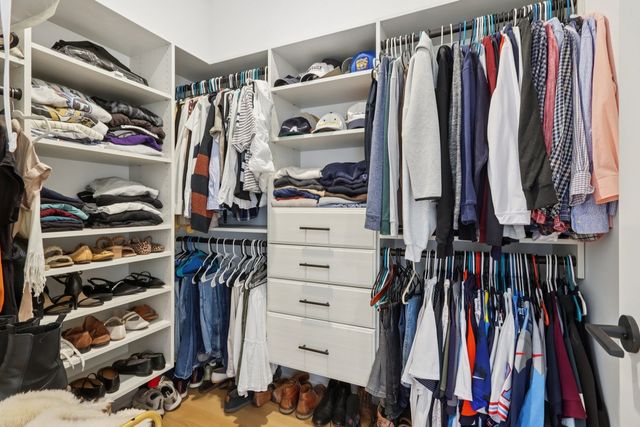 3616 W DIVERSEY Avenue 2W, Chicago, IL 60647