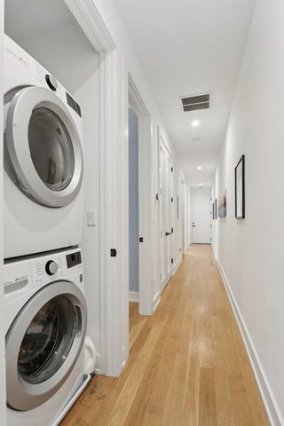 3616 W DIVERSEY Avenue 2W, Chicago, IL 60647