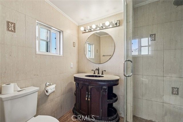 4520 Kingswell Avenue, Los Angeles, CA 90027