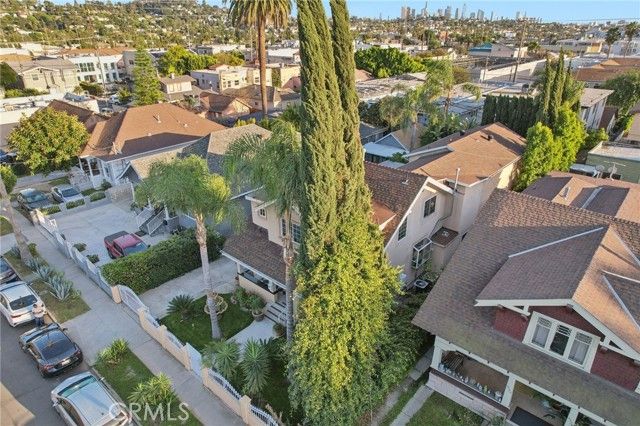 4520 Kingswell Avenue, Los Angeles, CA 90027