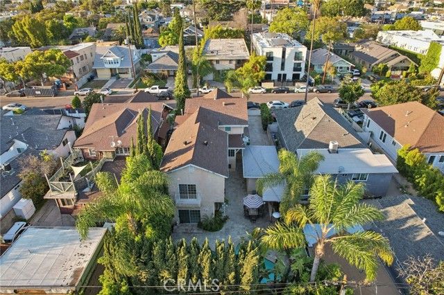 4520 Kingswell Avenue, Los Angeles, CA 90027