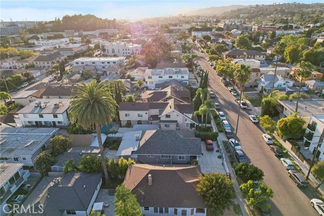 4520 Kingswell Avenue, Los Angeles, CA 90027