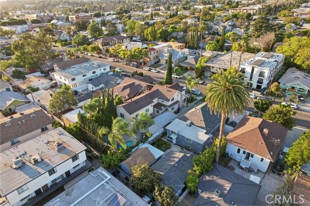 4520 Kingswell Avenue, Los Angeles, CA 90027