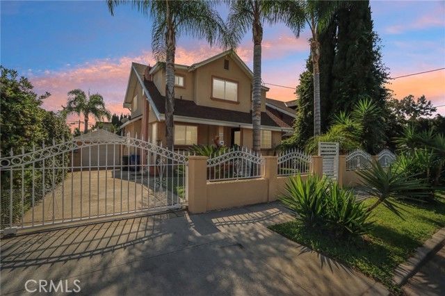 4520 Kingswell Avenue, Los Angeles, CA 90027