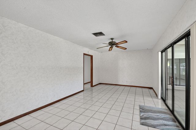 68 W Arch Drive, Lake Worth, FL 33467
