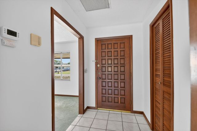 68 W Arch Drive, Lake Worth, FL 33467