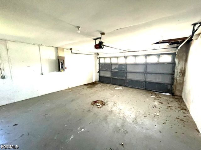 2236 SW 2nd TER, Cape Coral, FL 33991