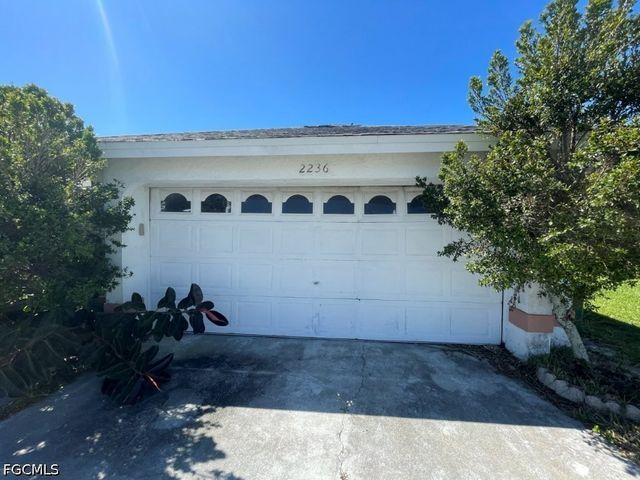 2236 SW 2nd TER, Cape Coral, FL 33991