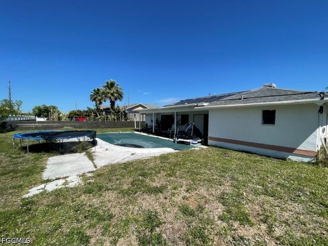 2236 SW 2nd TER, Cape Coral, FL 33991