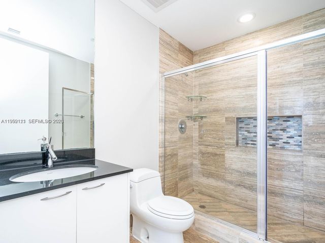 15901 Collins Ave 2504, Sunny Isles Beach, FL 33160