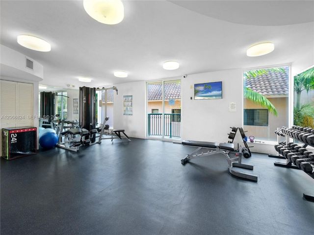 8888 Collins Avenue 306, Surfside, FL 33154