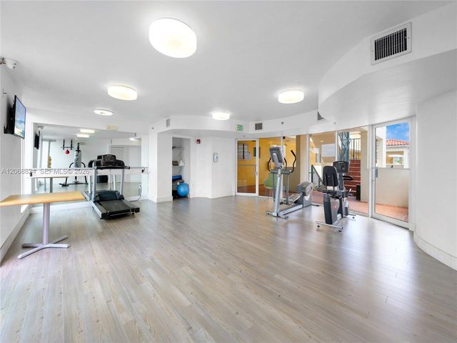 8888 Collins Avenue 306, Surfside, FL 33154