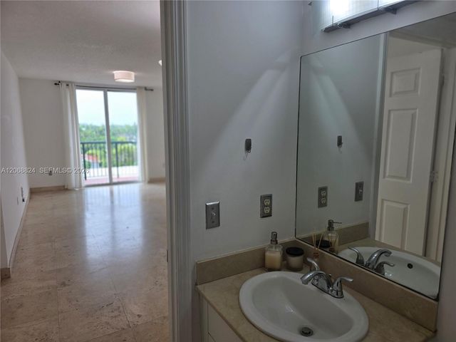 8888 Collins Avenue 306, Surfside, FL 33154
