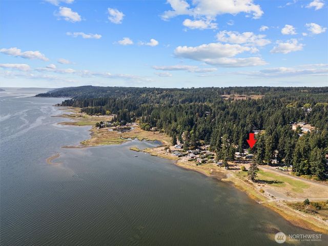 370 NE Gladwin Road, Belfair, WA 98528