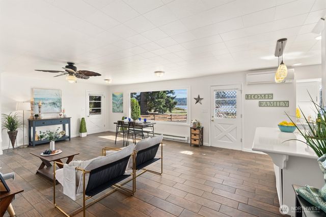 370 NE Gladwin Road, Belfair, WA 98528