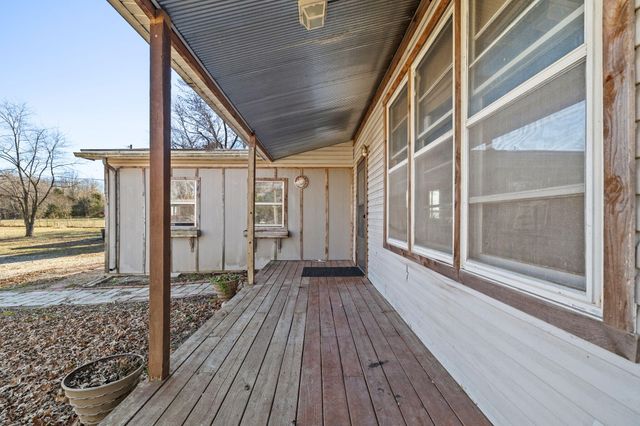 298 S Olive Street, Niangua, MO 65713