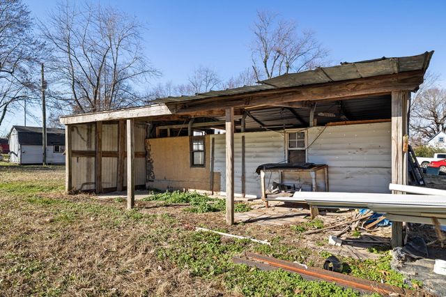 298 S Olive Street, Niangua, MO 65713