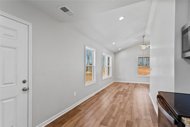 151 Nottingham Drive, Westminster, SC 29693
